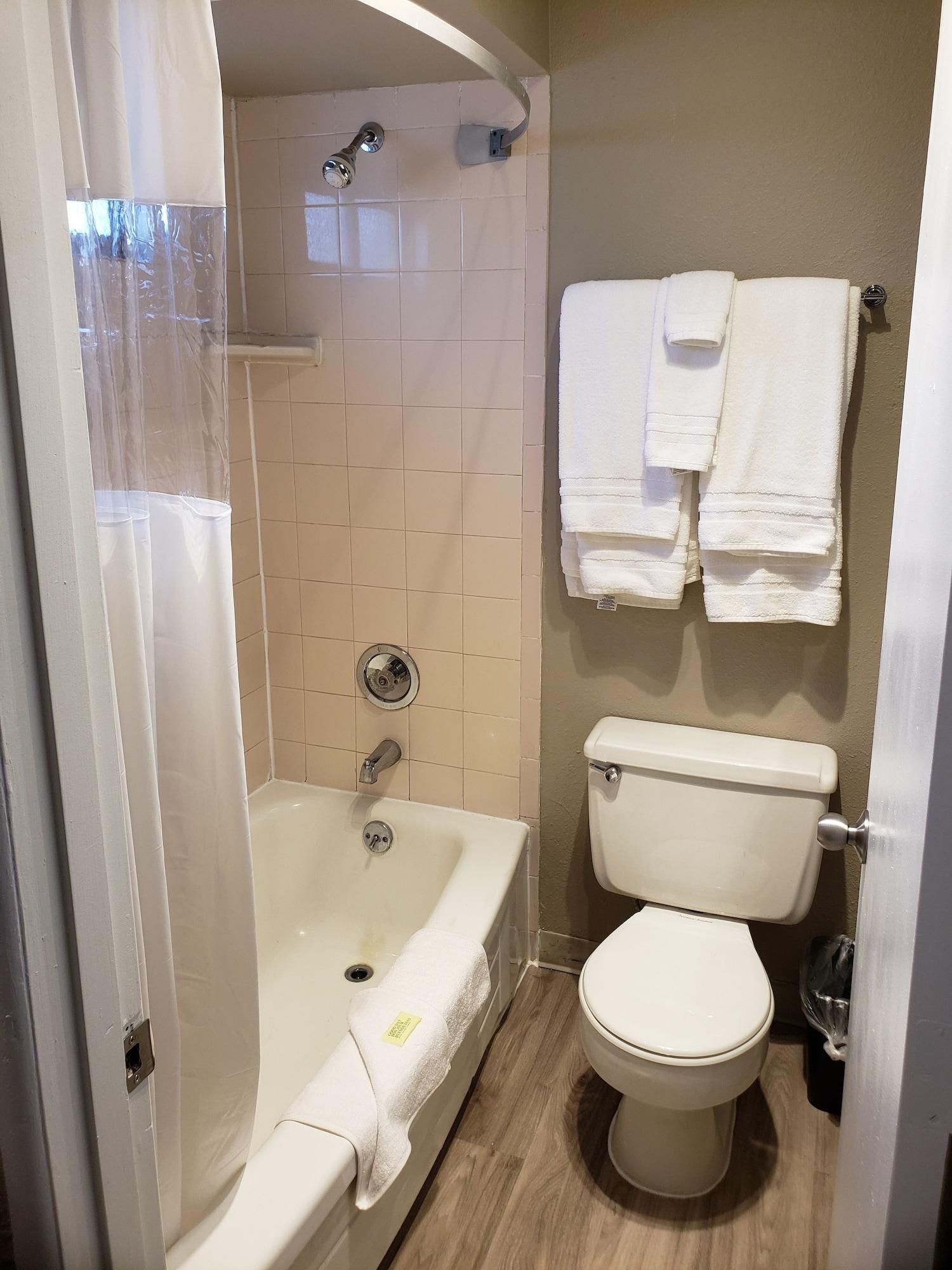 Yakima Valley Inn Extérieur photo