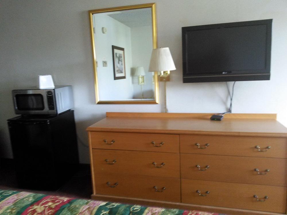 Yakima Valley Inn Extérieur photo