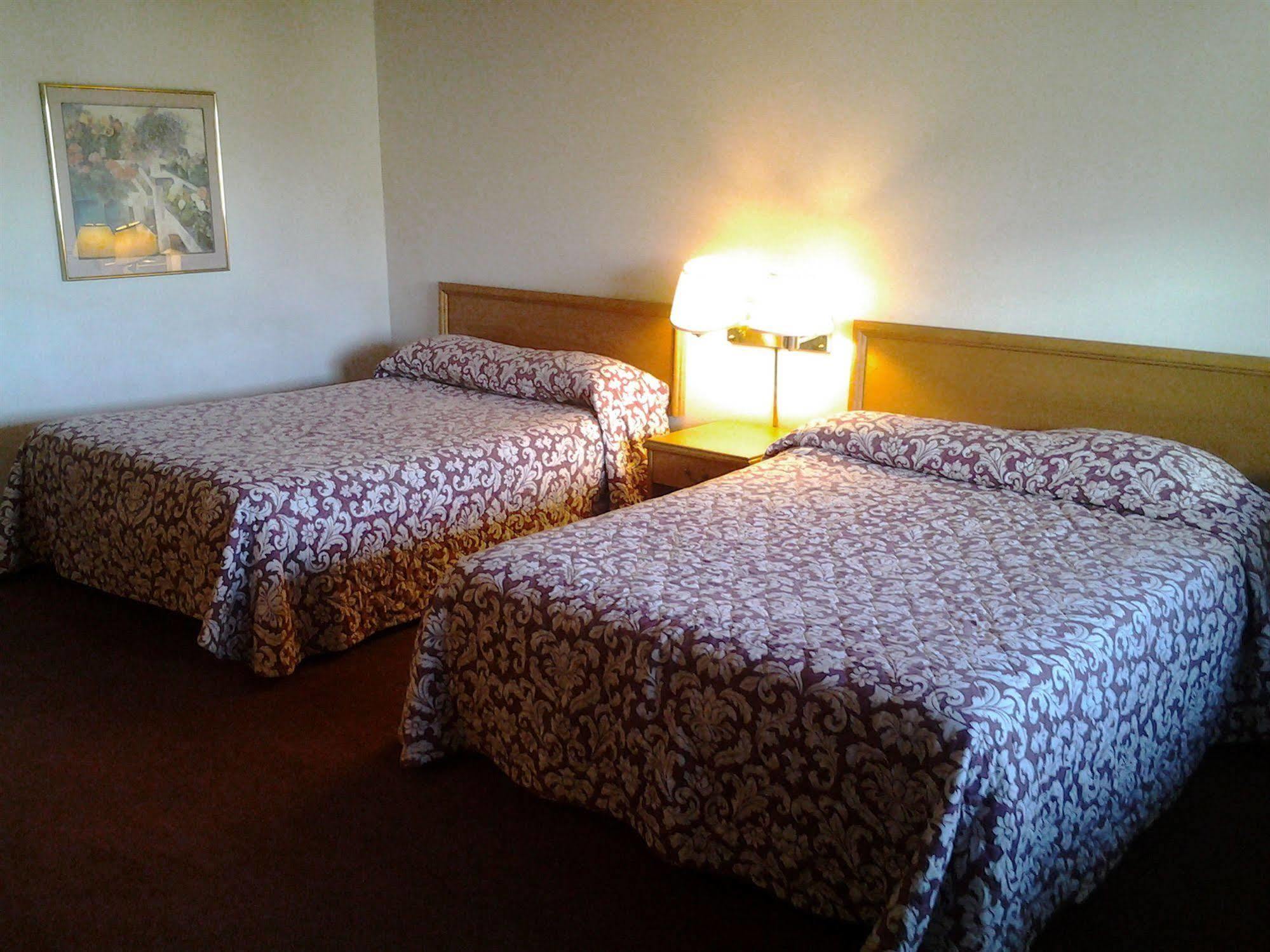 Yakima Valley Inn Extérieur photo